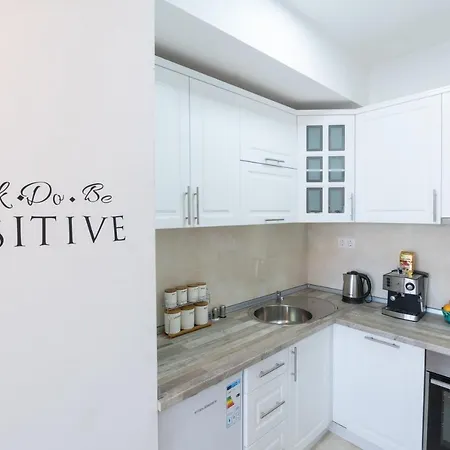 Apartman Modern ǀ 1 Bedroom ǀ Wifi Szkopje