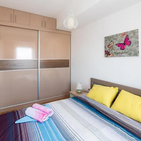 Modern ǀ 1 Bedroom ǀ Wifi Apartman *